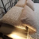 Ferienhaus Le Tiny De Laly - Climatisation -wifi - Jardin - Airport Navette *