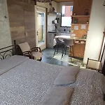 Le Tiny De Laly - Climatisation -wifi - Jardin - Airport Navette *