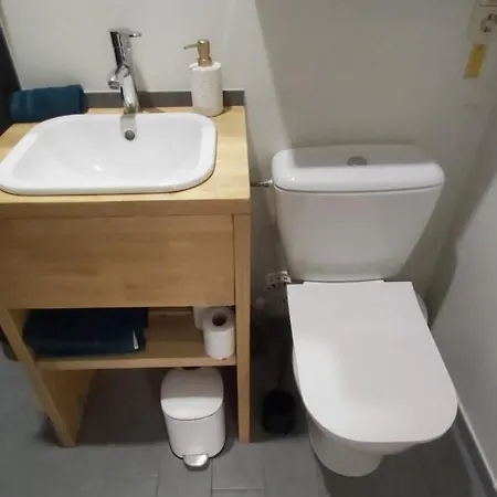 Ferienhaus Le Tiny De Laly - Climatisation -wifi - Jardin - Airport Navette Pont-de-Loup