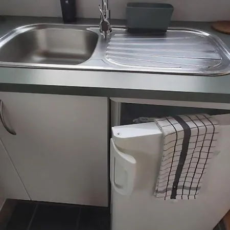 Le Tiny De Laly - Climatisation -wifi - Jardin - Airport Navette Pont-de-Loup