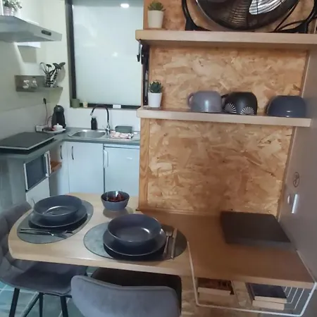 Ferienhaus Le Tiny De Laly - Climatisation -wifi - Jardin - Airport Navette Pont-de-Loup