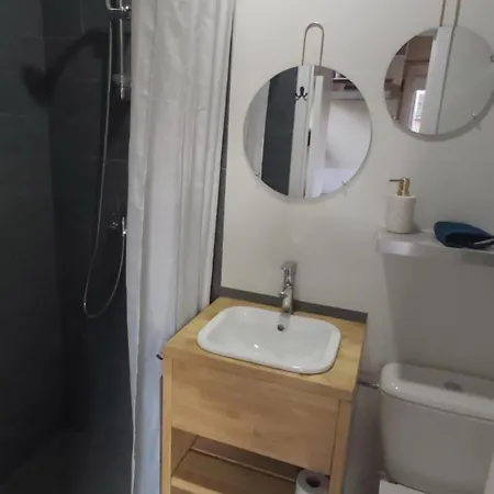 Le Tiny De Laly - Climatisation -wifi - Jardin - Airport Navette