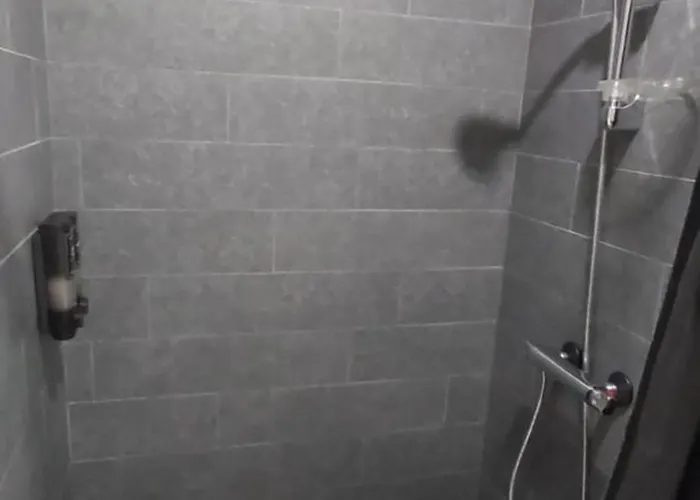 Le Tiny De Laly - Climatisation -wifi - Jardin - Airport Navette Holiday home