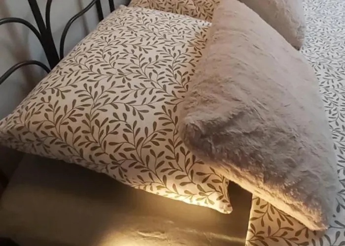 Дом отдыха Le Tiny De Laly - Climatisation -wifi - Jardin - Airport Navette *