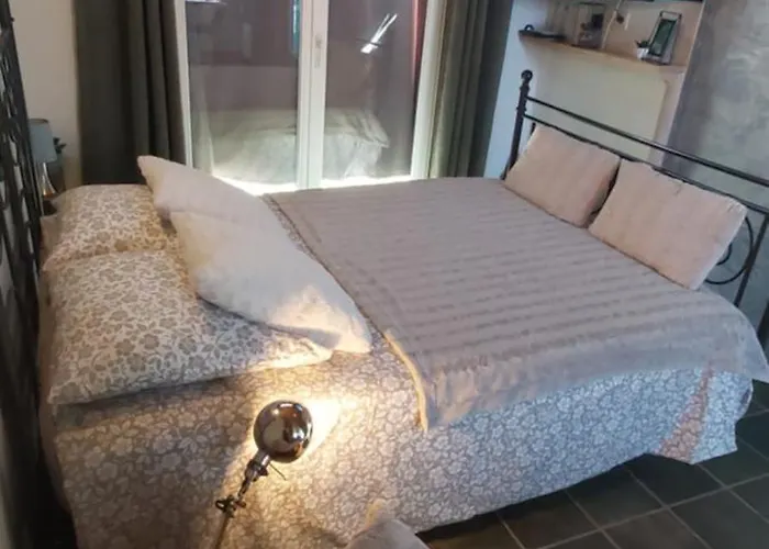 Le Tiny De Laly - Climatisation -wifi - Jardin - Airport Navette Дом отдыха