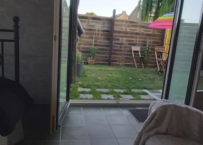 Дом отдыха Le Tiny De Laly - Climatisation -wifi - Jardin - Airport Navette *