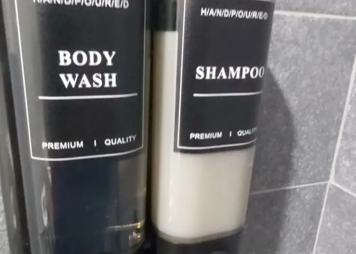 Дом отдыха Le Tiny De Laly - Climatisation -wifi - Jardin - Airport Navette